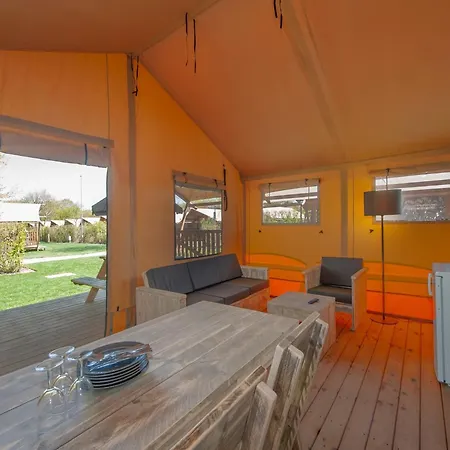 Tent With Kitchen, Breda Only 10 Km * Oosterhout (North Brabant)